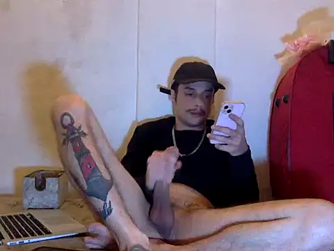 Snapshot of chrisalmeid_ chatting on 9, 10, 2025 chrisalmeid online show from 9, 10, 2025