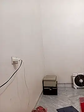 Snapshot of sumy-00 chatting on 5, 11, 2025 sumy-00 online show from 5, 11, 2025