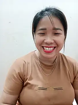 Snapshot of sumy-00 chatting on 4, 12, 2025 sumy-00 online show from 4, 12, 2025