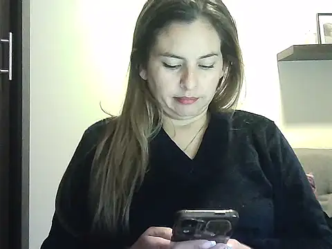 Snapshot of Valery__Rouse_ chatting on 16, 4, 2026 Valery Rouse online show from 16, 4, 2026