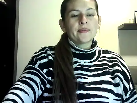 Snapshot of Valery__Rouse_ chatting on 18, 4, 2026 Valery Rouse online show from 18, 4, 2026