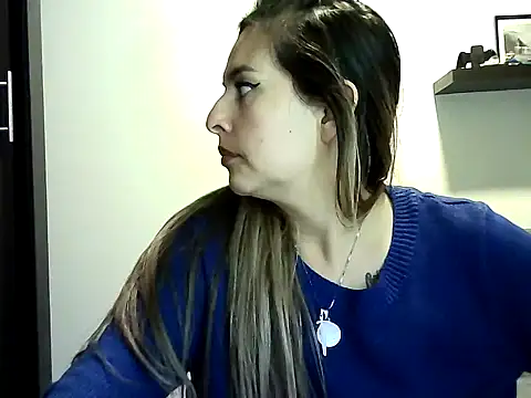 Snapshot of Valery__Rouse_ chatting on 27, 5, 2026 Valery Rouse online show from 27, 5, 2026