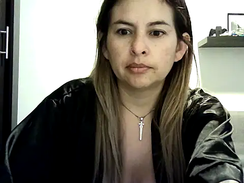 Snapshot of Valery__Rouse_ chatting on 27, 5, 2026 Valery Rouse online show from 27, 5, 2026