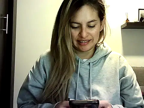 Snapshot of Valery__Rouse_ chatting on 29, 5, 2026 Valery Rouse online show from 29, 5, 2026