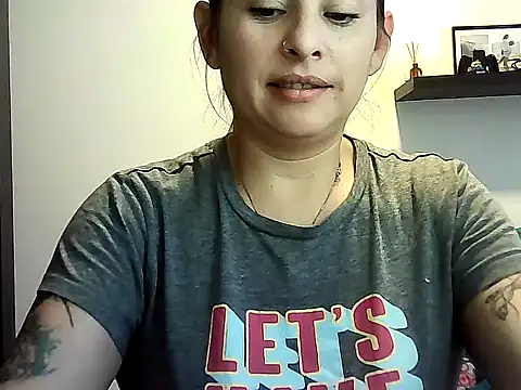 Snapshot of Valery__Rouse_ chatting on 10, 6, 2026 Valery Rouse online show from 10, 6, 2026