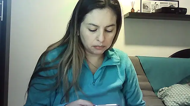 Snapshot of Valery__Rouse_ chatting on 10, 7, 2026 Valery Rouse online show from 10, 7, 2026
