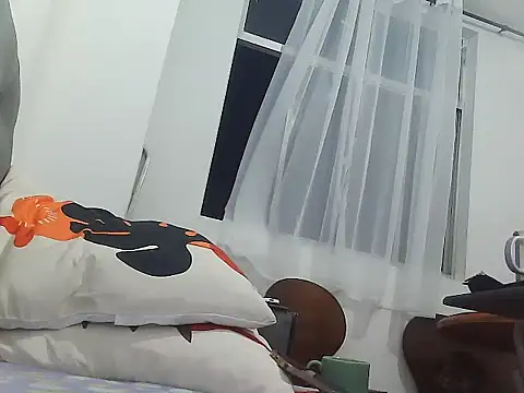 Snapshot of SecretBrunette chatting on 30, 3, 2026 SecretBrunette online show from 30, 3, 2026