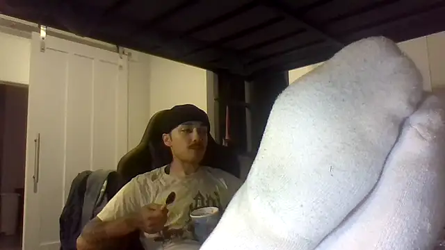Snapshot of Jbenz420 chatting on 12, 7, 2026 Jbenz420 online show from 12, 7, 2026
