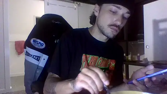 Snapshot of Jbenz420 chatting on 16, 7, 2026 Jbenz420 online show from 16, 7, 2026