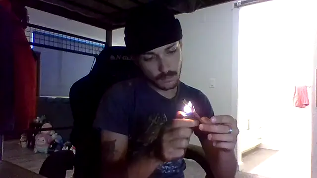 Snapshot of Jbenz420 chatting on 21, 7, 2026 Jbenz420 online show from 21, 7, 2026