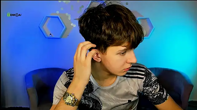 travis wolf  online show from 3, 12, 2025