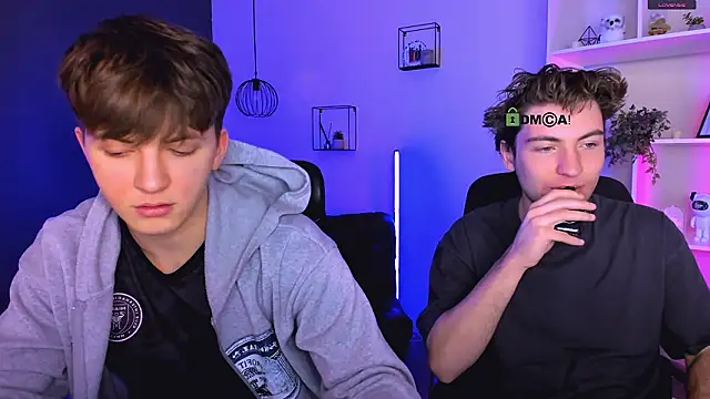 Snapshot of travis_wolf_ chatting on 1, 2, 2026 travis wolf online show from 1, 2, 2026