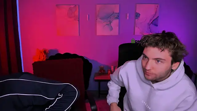 Snapshot of travis_wolf_ chatting on 8, 2, 2026 travis wolf online show from 8, 2, 2026