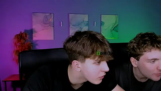 Snapshot of travis_wolf_ chatting on 19, 3, 2026 travis wolf online show from 19, 3, 2026