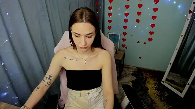 Snapshot of Bella_Night4 chatting on 14, 4, 2026 Bella Night4 online show from 14, 4, 2026