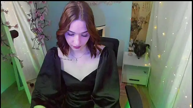 Snapshot of Bella_Night4 chatting on 1, 5, 2026 Bella Night4 online show from 1, 5, 2026