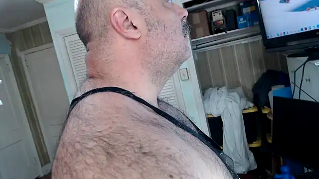 Snapshot of bullmusclejoe chatting on 7, 3, 2026 bullmusclejoe online show from 7, 3, 2026