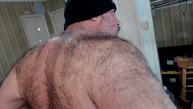 Snapshot of bullmusclejoe chatting on 15, 3, 2026 bullmusclejoe online show from 15, 3, 2026