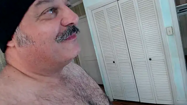 Snapshot of bullmusclejoe chatting on 21, 3, 2026 bullmusclejoe online show from 21, 3, 2026