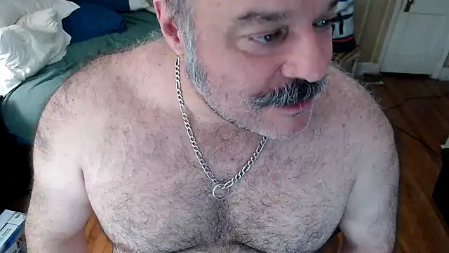 Snapshot of bullmusclejoe chatting on 8, 4, 2026 bullmusclejoe online show from 8, 4, 2026