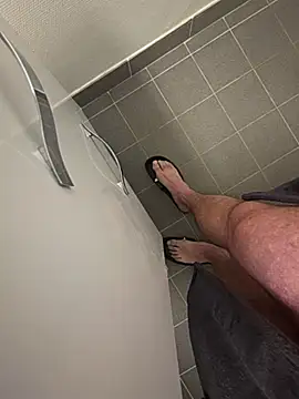 Snapshot of NuclearValue40 chatting on 10, 2, 2026 NuclearValue40 online show from 10, 2, 2026