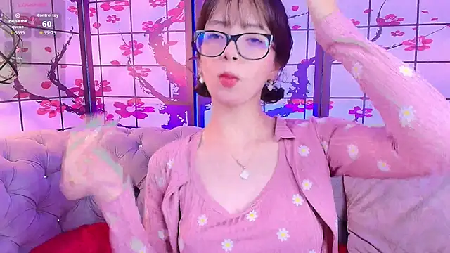 Snapshot of Sweet_1Angel chatting on 15, 10, 2025 Sweet 1Angel online show from 15, 10, 2025