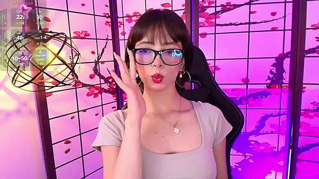 Snapshot of Sweet_1Angel chatting on 17, 10, 2025 Sweet 1Angel online show from 17, 10, 2025