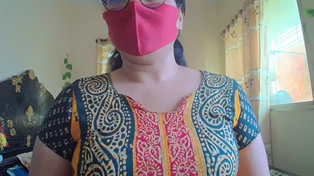 Elena cruz5 online show from 18, 3, 2026