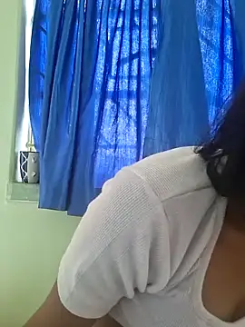 Snapshot of _sexy-queen chatting on 13, 10, 2025  sexy-queen online show from 13, 10, 2025