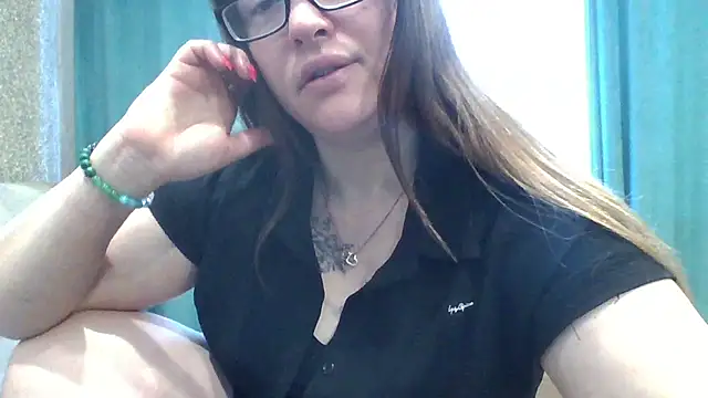 Snapshot of karina160000 chatting on 8, 1, 2026 karina160000 online show from 8, 1, 2026