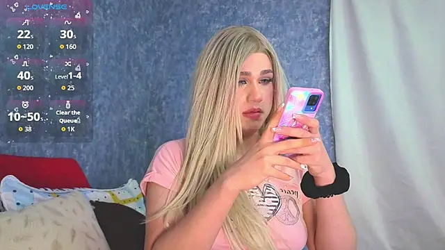 saraah queen1 online show from 4, 3, 2026