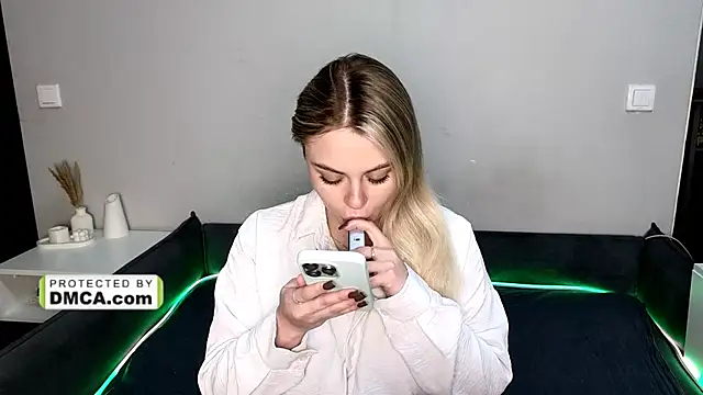 Snapshot of StasySweet chatting on 15, 10, 2025 StasySweet online show from 15, 10, 2025