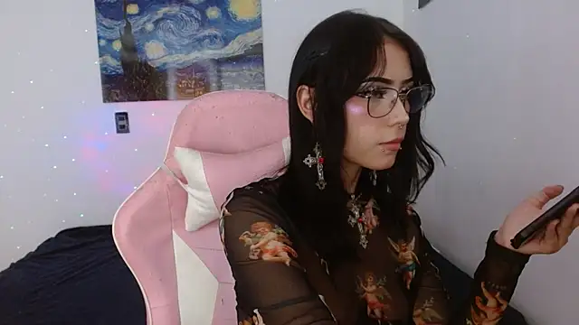 Melhoneymoon online show from 24, 9, 2025