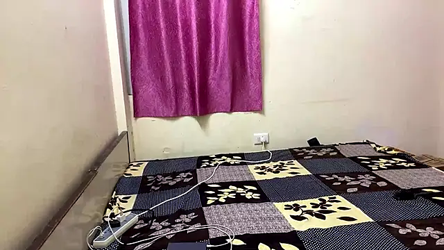 Snapshot of LuvLayla chatting on 12, 9, 2025 LuvLayla online show from 12, 9, 2025