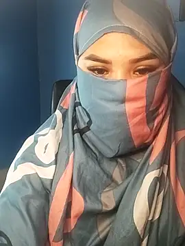 Nayla-Mouna online show from 30, 10, 2025