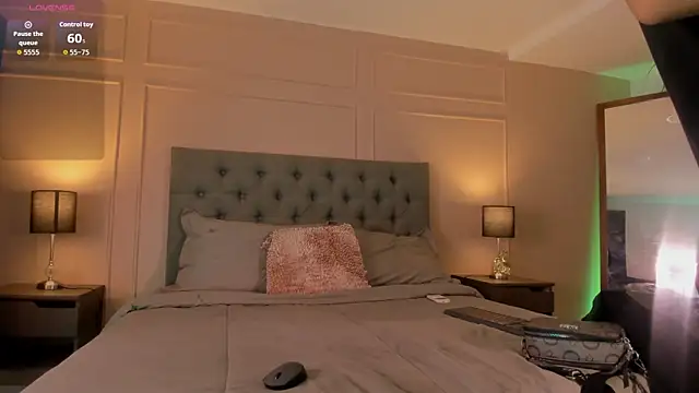 ALICESANDOVAL online show from 27, 10, 2025