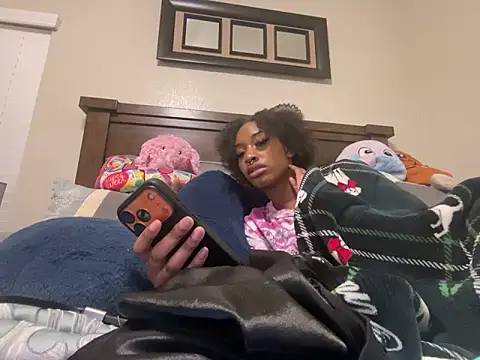 Snapshot of Brooke012 chatting on 3, 3, 2026 Brooke012 online show from 3, 3, 2026