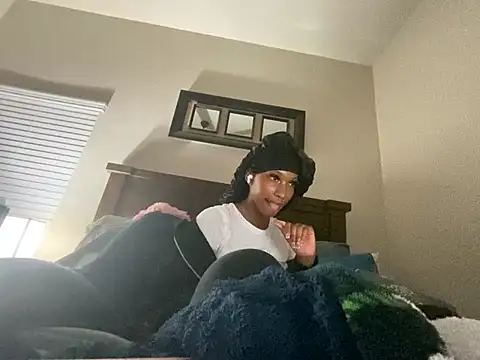 Snapshot of Brooke012 chatting on 7, 4, 2026 Brooke012 online show from 7, 4, 2026