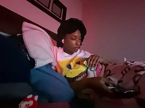 Snapshot of Brooke012 chatting on 11, 4, 2026 Brooke012 online show from 11, 4, 2026