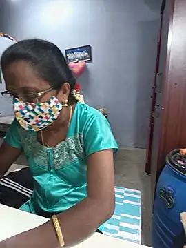 Snapshot of umashreetamil chatting on 3, 7, 2026 umashreetamil online show from 3, 7, 2026