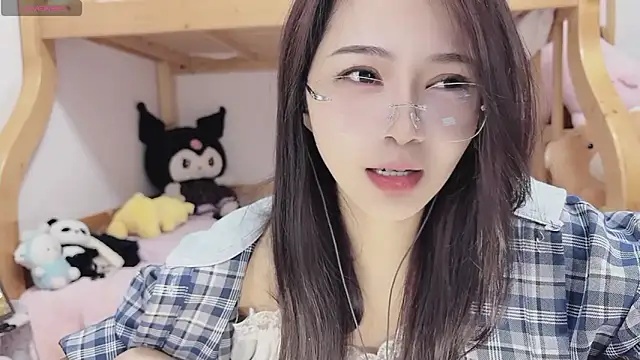 Sue101010 online show from 20, 10, 2025