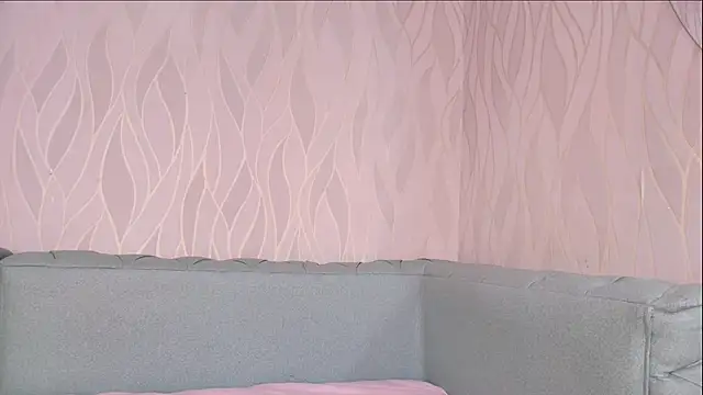 mia scot online show from 23, 9, 2025