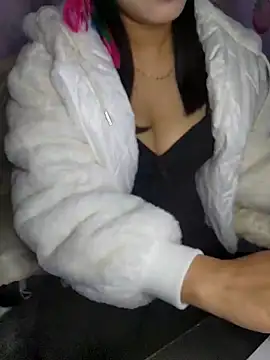 Snapshot of Suzen7389 chatting on 19, 12, 2025 Suzen7389 online show from 19, 12, 2025