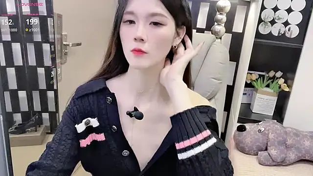 Yueyue-MM online show from 27, 11, 2025