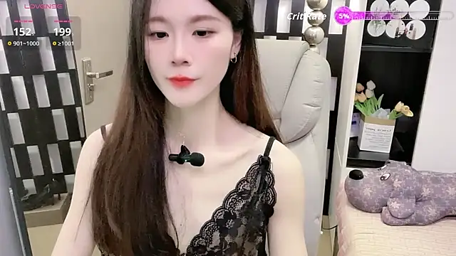 Yueyue-MM online show from 12, 4, 2026