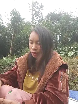 simi-lucy online show from 7, 1, 2026