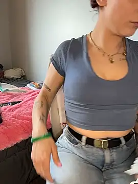 Snapshot of d3luluxx chatting on 27, 2, 2026 d3luluxx online show from 27, 2, 2026