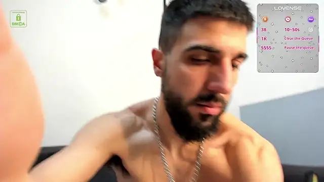 Snapshot of Zeyn_Edwards chatting on 8, 3, 2026 Zeyn Edwards online show from 8, 3, 2026