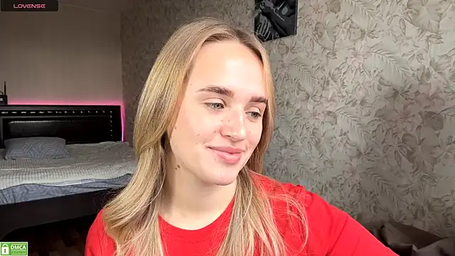 ElisabetLorney online show from 6, 11, 2025