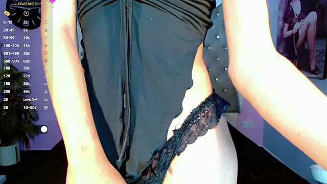 Honey Moontsts online show from 27, 2, 2026